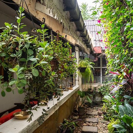Kandy Inn Madugalle'S Family Guest House ภายนอก รูปภาพ