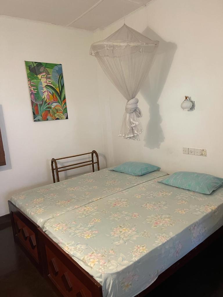 Kandy Inn Madugalle'S Family Guest House ภายนอก รูปภาพ