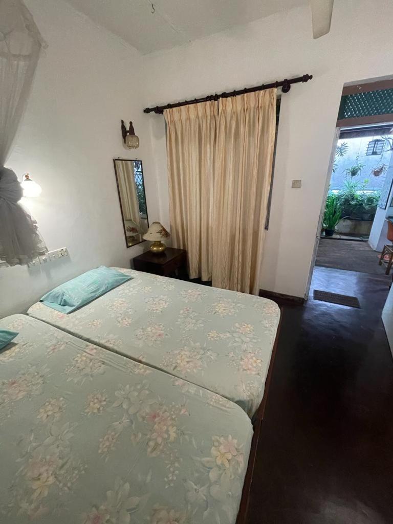 Kandy Inn Madugalle'S Family Guest House ภายนอก รูปภาพ