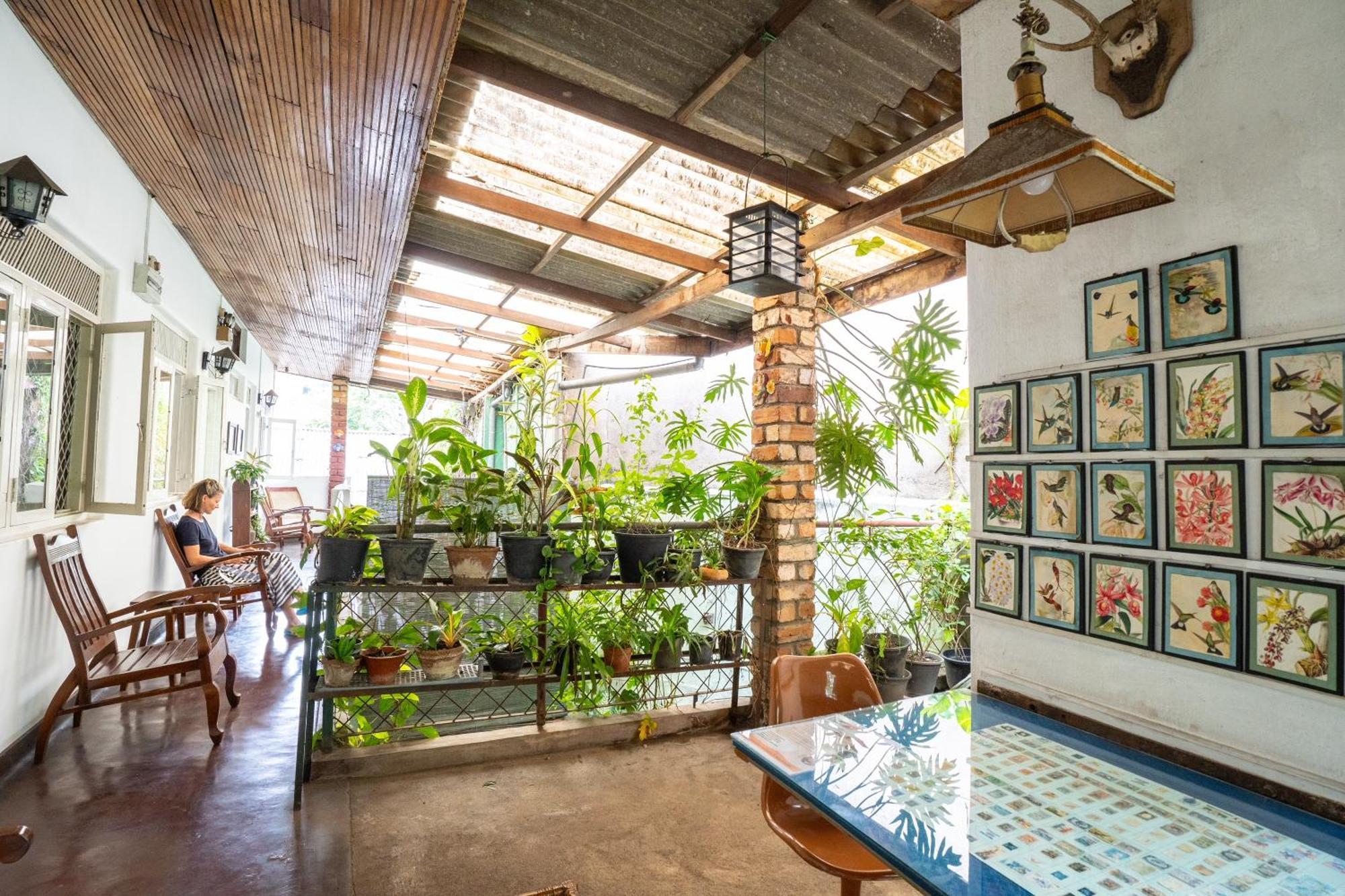 Kandy Inn Madugalle'S Family Guest House ภายนอก รูปภาพ