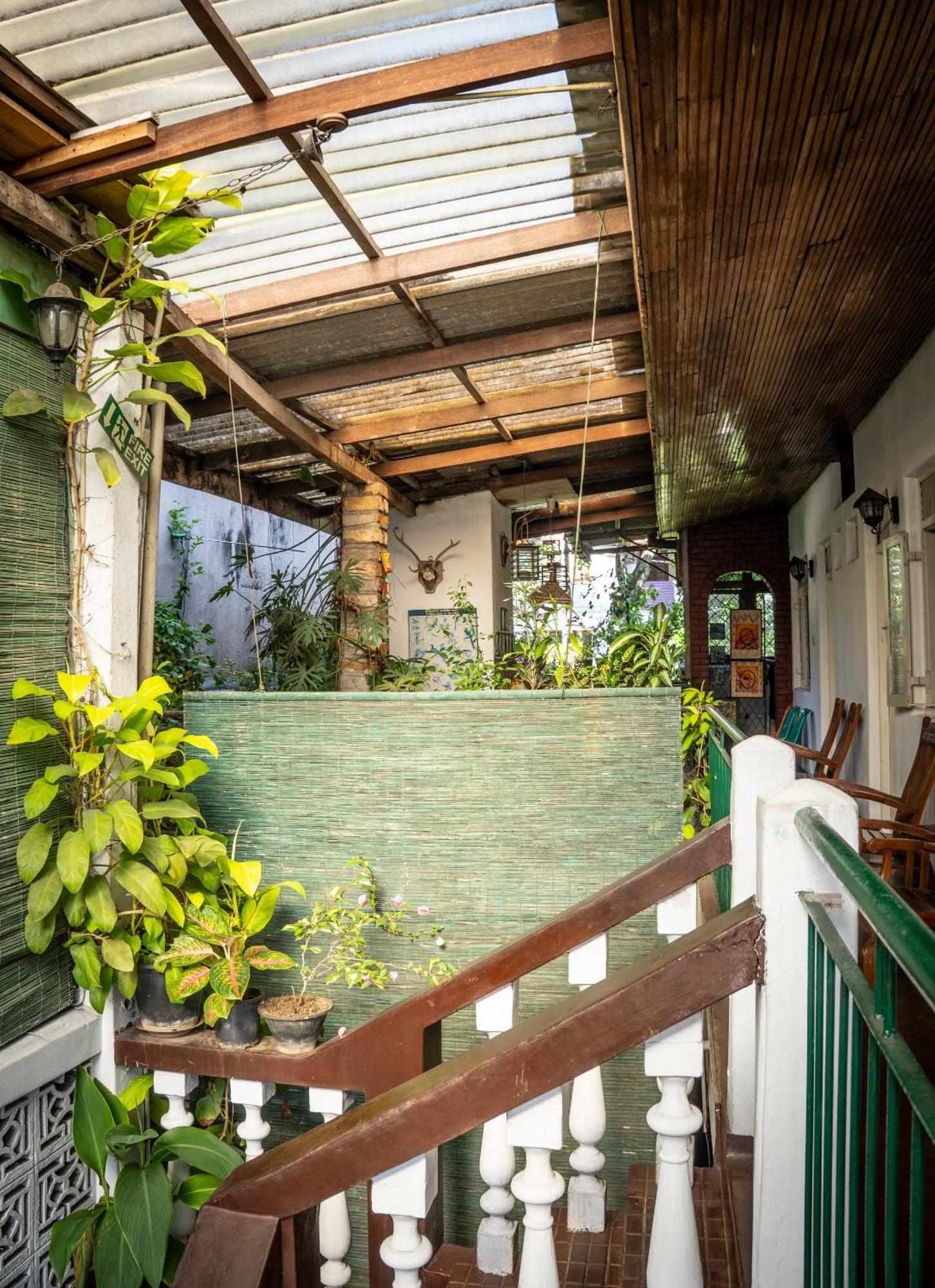 Kandy Inn Madugalle'S Family Guest House ภายนอก รูปภาพ