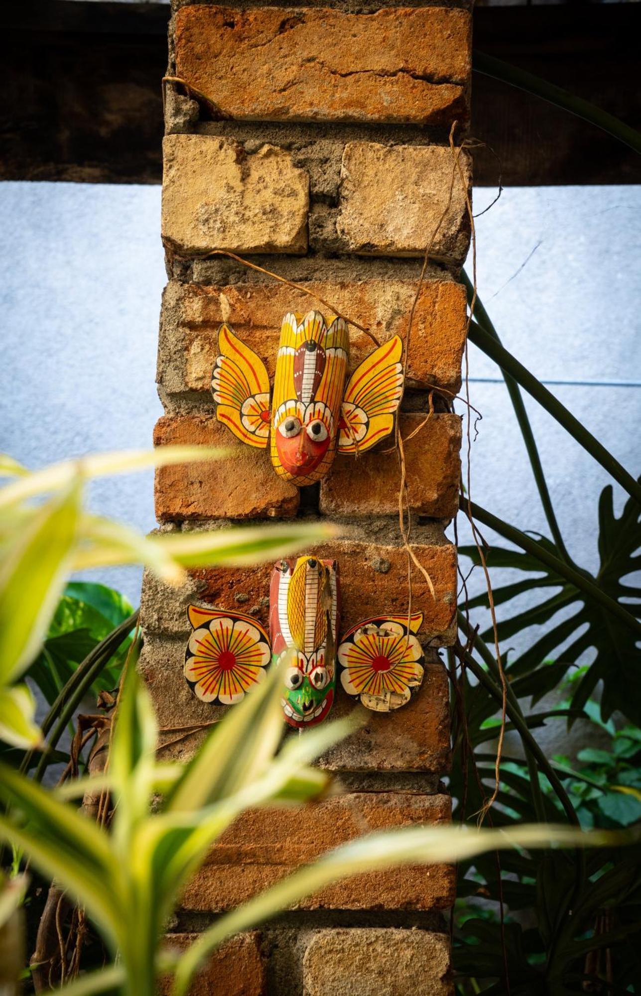 Kandy Inn Madugalle'S Family Guest House ภายนอก รูปภาพ