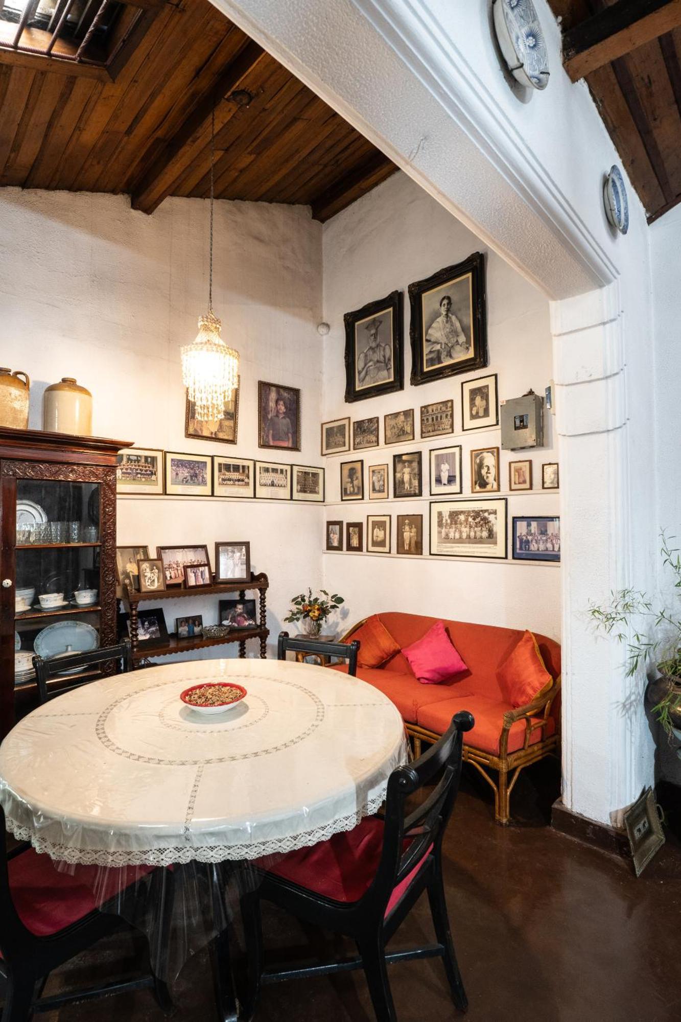 Kandy Inn Madugalle'S Family Guest House ภายนอก รูปภาพ