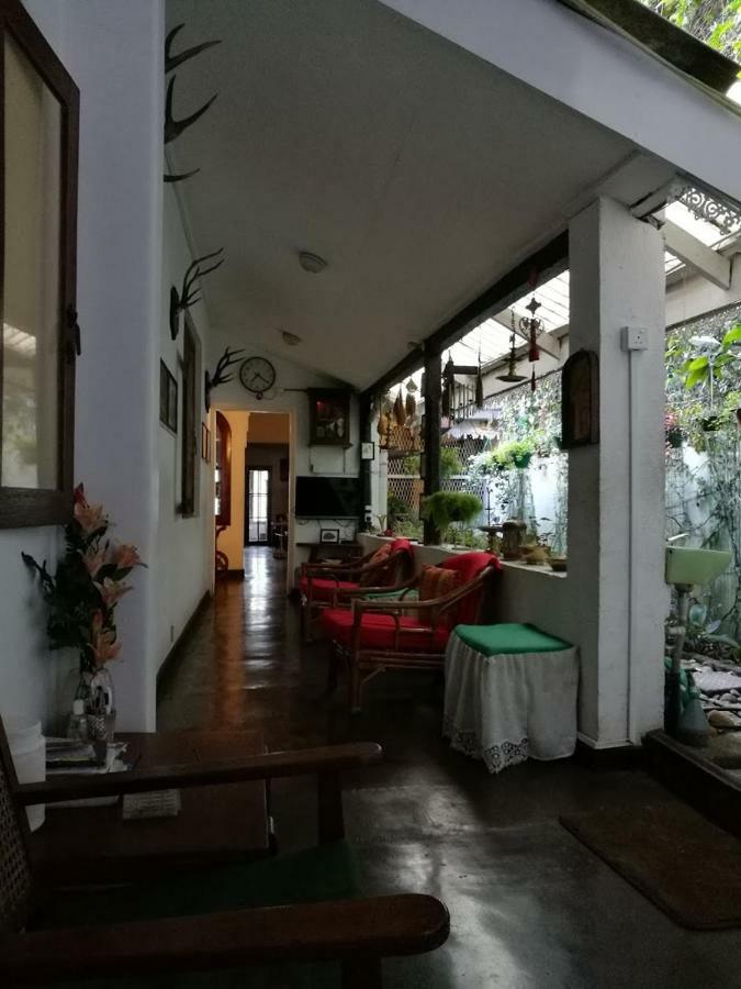 Kandy Inn Madugalle'S Family Guest House ภายนอก รูปภาพ